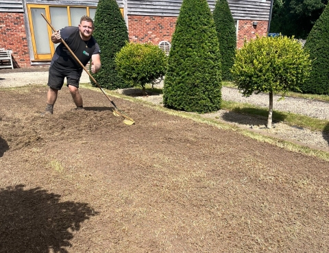How Your Lawn Can Overcome Dry Conditions!